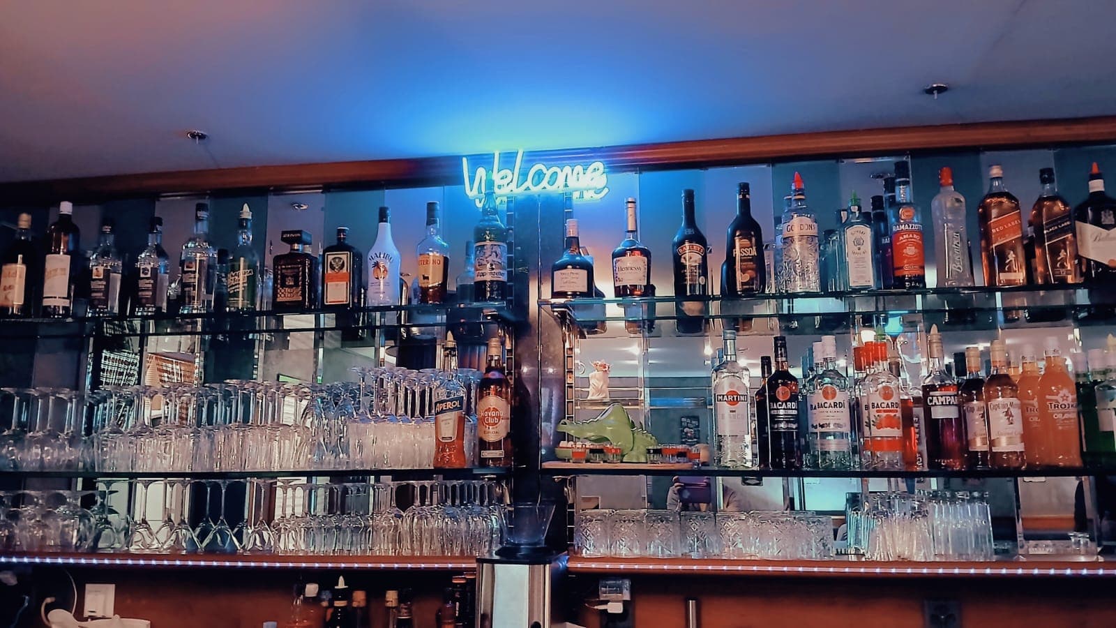 Barregal mit Welcome-Licht im Madame Figaro